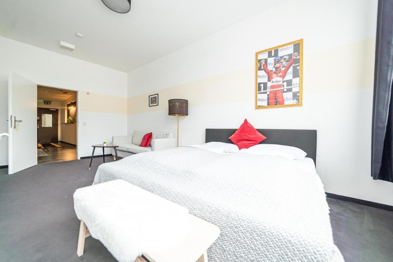 Full House Hostel Nurnberg - Shared Bath & Kitchen Экстерьер фото