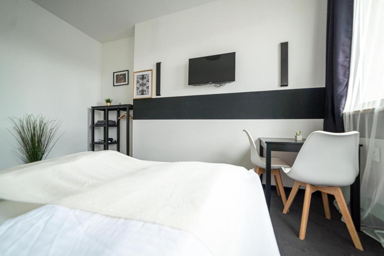 Full House Hostel Nurnberg - Shared Bath & Kitchen Экстерьер фото