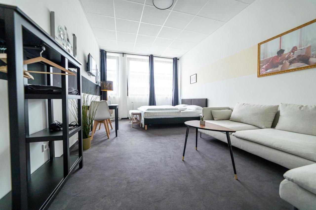 Full House Hostel Nurnberg - Shared Bath & Kitchen Экстерьер фото