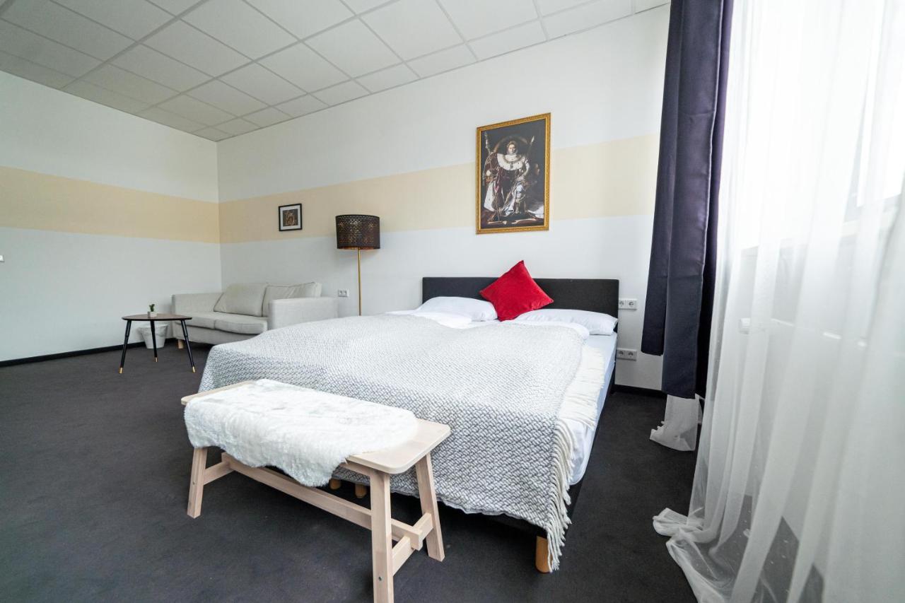 Full House Hostel Nurnberg - Shared Bath & Kitchen Экстерьер фото